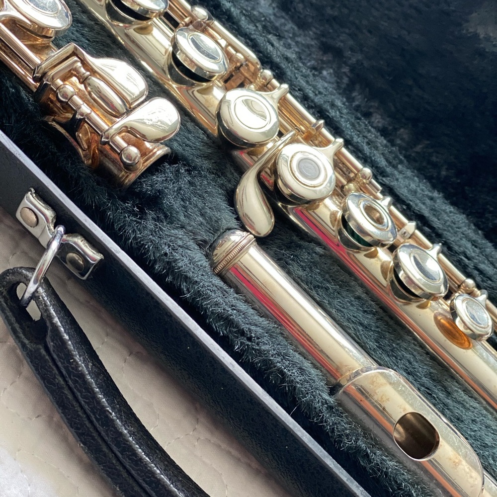 Yamaha Flute 261 | Willing to take offers!